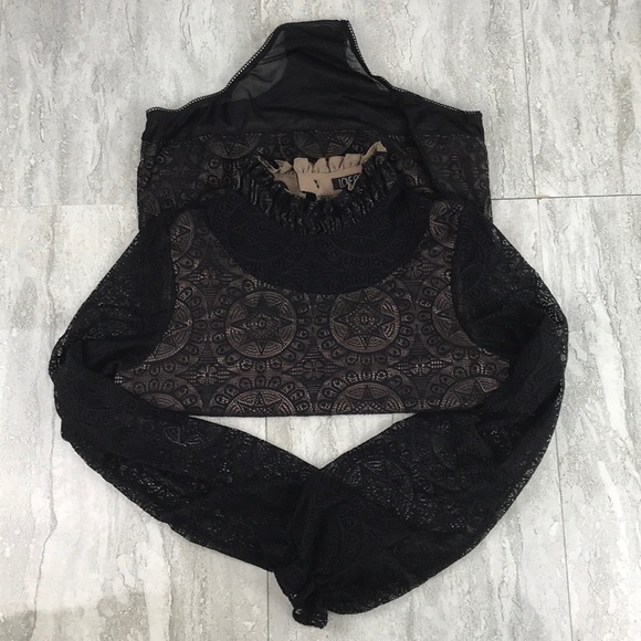 Love Culture Lace Bodysuit - Picture 8 of 8